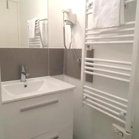 Moliere Apartment *
