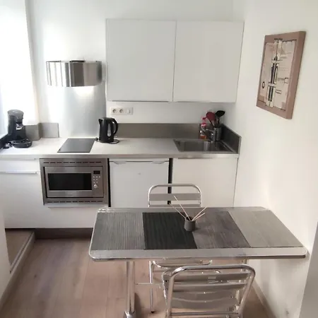 Apartment Moliere