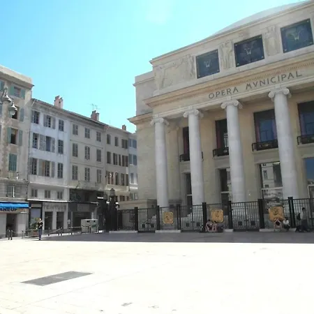 Moliere Apartment